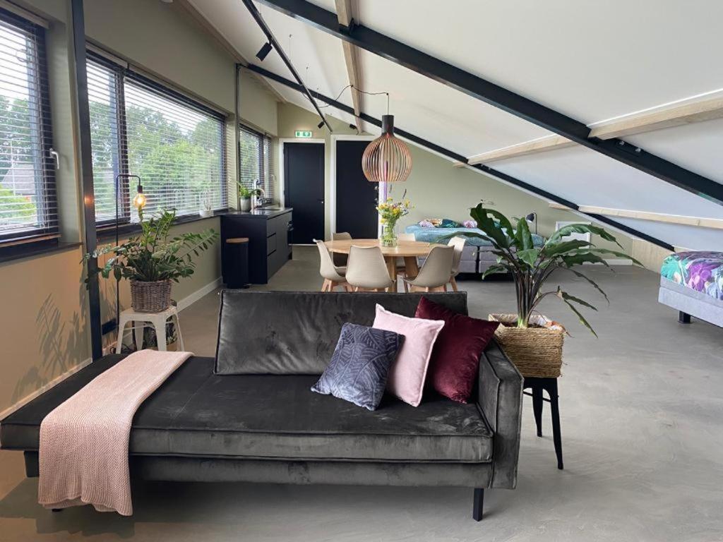 Rusttheater, Genieten Van Rust En Ruimte Villa Reutum Buitenkant foto